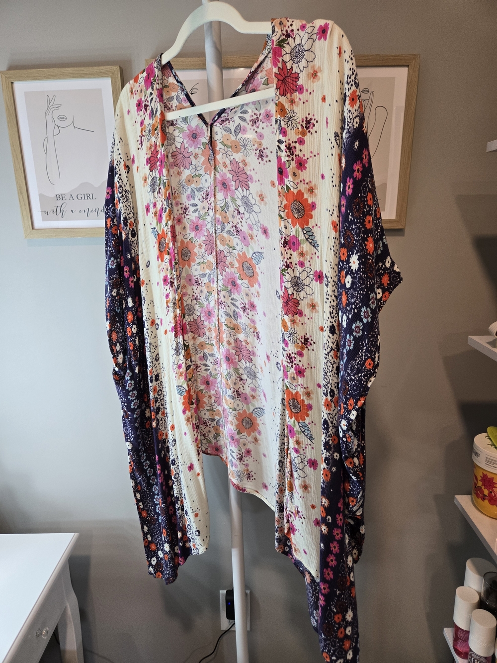Floral Panel Open-Front Kimono Tunic in Cream & Navy